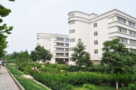 石家莊華能電力中等專業(yè)學(xué)校有哪些交通相關(guān)專業(yè)？
