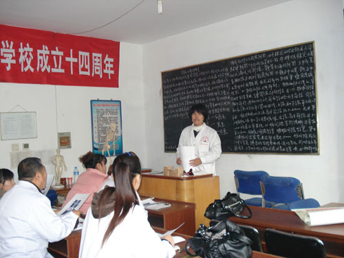 唐山哪里能學(xué)正骨技術(shù)？學(xué)校怎么樣？