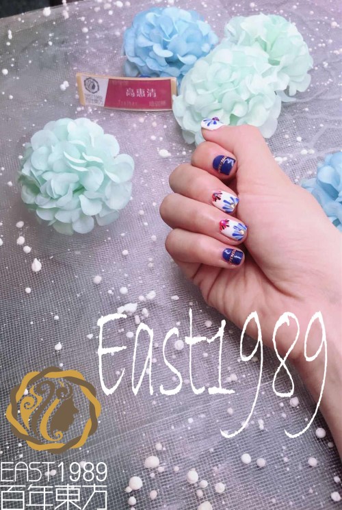 青花美甲怎么做？保定東方技工學(xué)校教你巧做美甲！