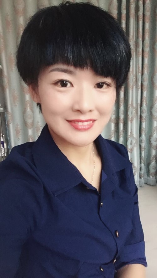 纖指圓夢想！保定東方技工學(xué)校創(chuàng)業(yè)者——李丹！  