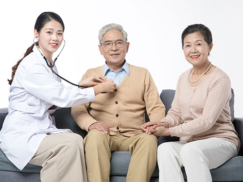 現(xiàn)在護(hù)理行業(yè)前景如何？唐山護(hù)理學(xué)校哪家比較好？