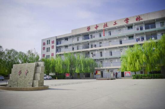 汽車維修專業(yè)都學(xué)什么內(nèi)容？