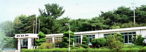 邯鄲華夏職業(yè)技術(shù)學(xué)校學(xué)費(fèi)多少？