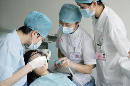 石家莊學(xué)口腔專業(yè)哪個(gè)學(xué)校好？
