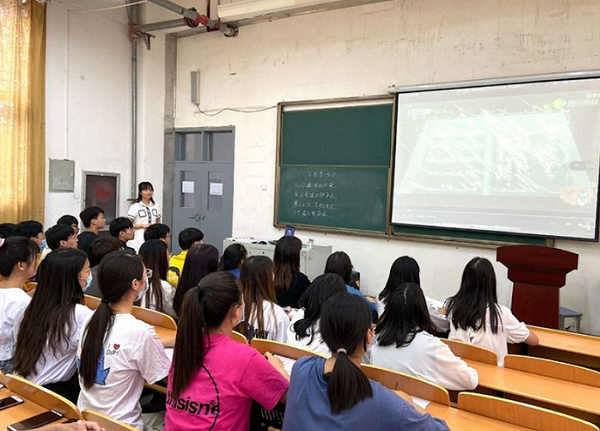 洛陽學習旅游專業(yè)推薦哪些學校？