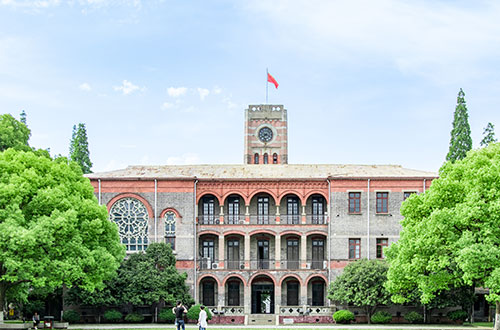 張家口新世紀(jì)職業(yè)學(xué)校有什么特點(diǎn)？為什么要選擇這家學(xué)校？