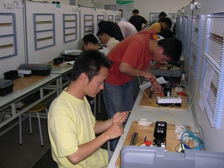 青島市電子信息技術(shù)學校學生待遇好不好？