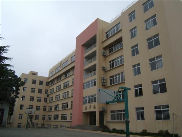 青島市電子信息技術(shù)學(xué)校電子技術(shù)應(yīng)用專業(yè)怎么樣？需要學(xué)什么課程？