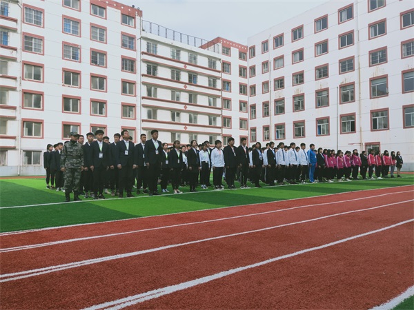 在河北可以去哪所學(xué)習(xí)電商專業(yè)？   