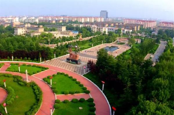 秦皇島渤?？萍贾械葘I(yè)學(xué)校