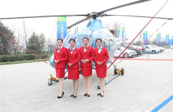 山東航空學(xué)校哪家強(qiáng)？有空中乘務(wù)專(zhuān)業(yè)嗎？