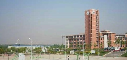 與同類院校相比，泰安技師學院都有哪些優(yōu)勢？
