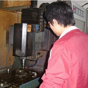 數控程序和模具設計