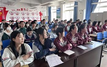 開平職校召開2025年度第一次共青團(tuán)代表..