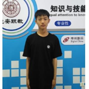 信念蘊(yùn)育能量，青春綻放光明